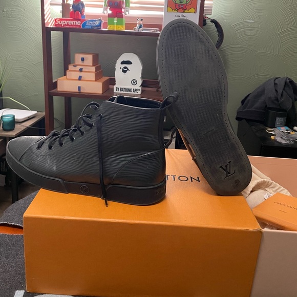 Louis Vuitton Epi Match Up Sneakers - Picture 2 of 5